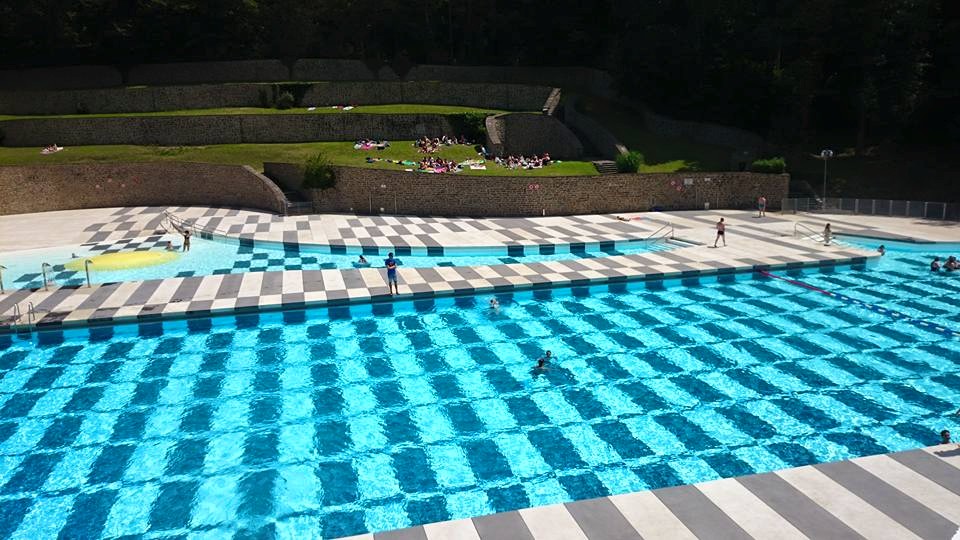 La piscine en plein air reste ouverte jusqu'au 31 aoà»t !